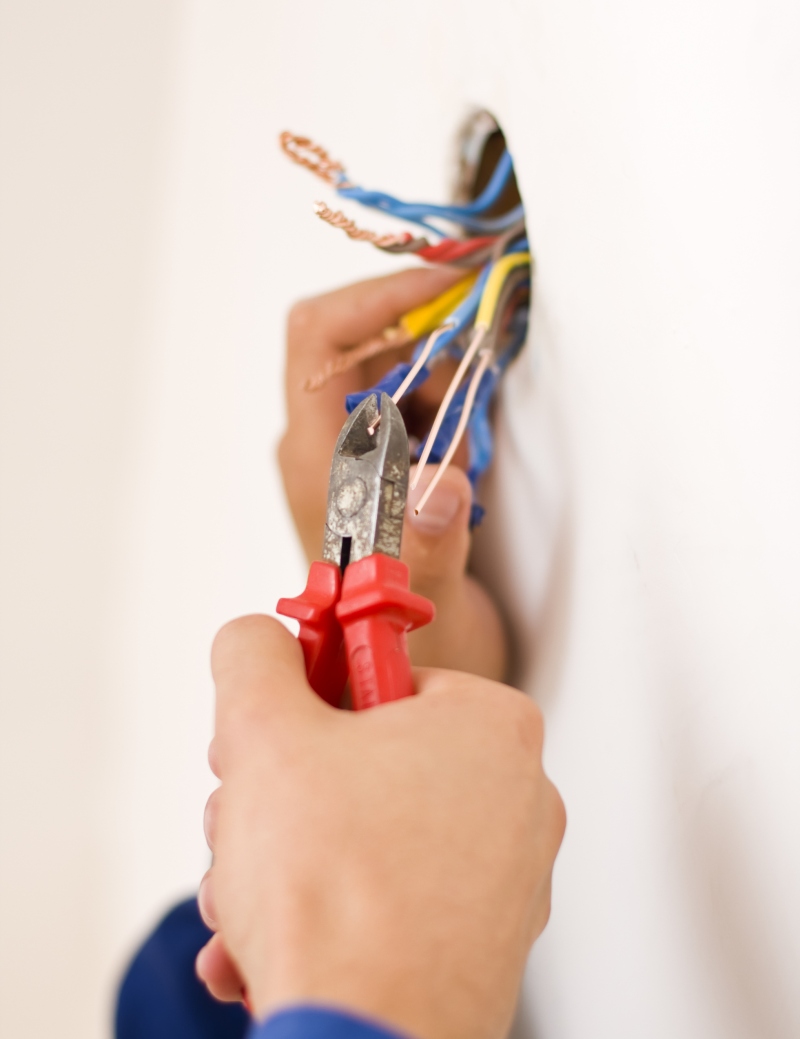 Electricians Manningtree, Lawford, CO11